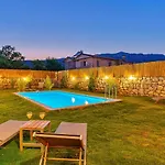 Bezirgan 2 Bedroom With Private Pool Vilă Kalkan