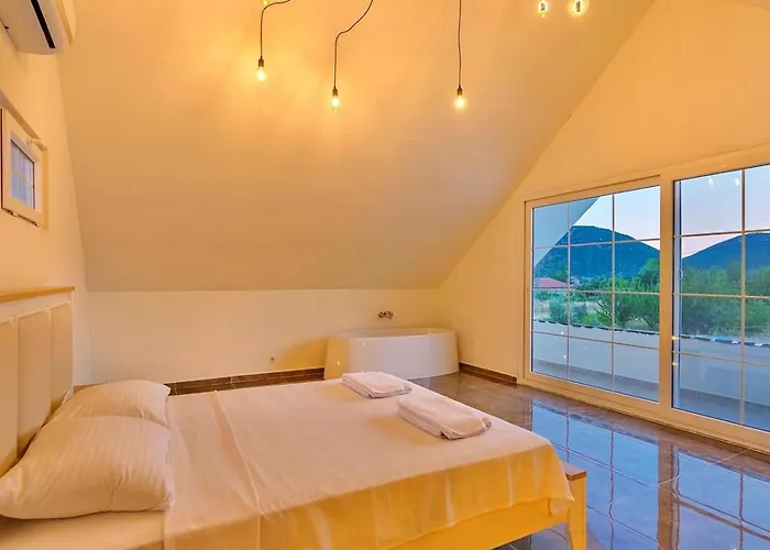 Bezirgan 2 Bedroom With Private Pool