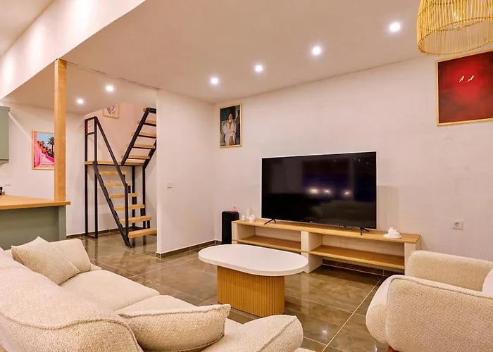 别墅 Bezirgan 2 Bedroom With Private Pool *