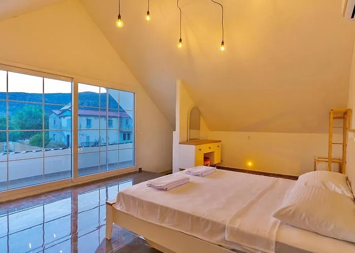 别墅 Bezirgan 2 Bedroom With Private Pool 卡尔坎