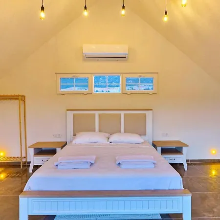 Bezirgan 2 Bedroom With Private Pool Villa *