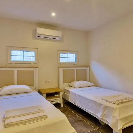 Bezirgan 2 Bedroom With Private Pool Villa *